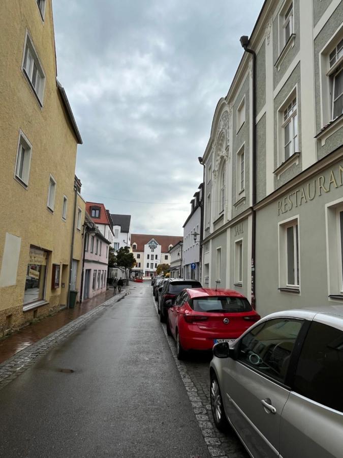 Zimmer Zum Vermieten Direkt An Der Donau Und Am Schloss Neuburg an Der Donau Exterior photo